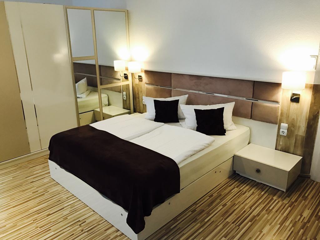 City Central Promenade Bad Homburg vor der Hoehe Exterior photo